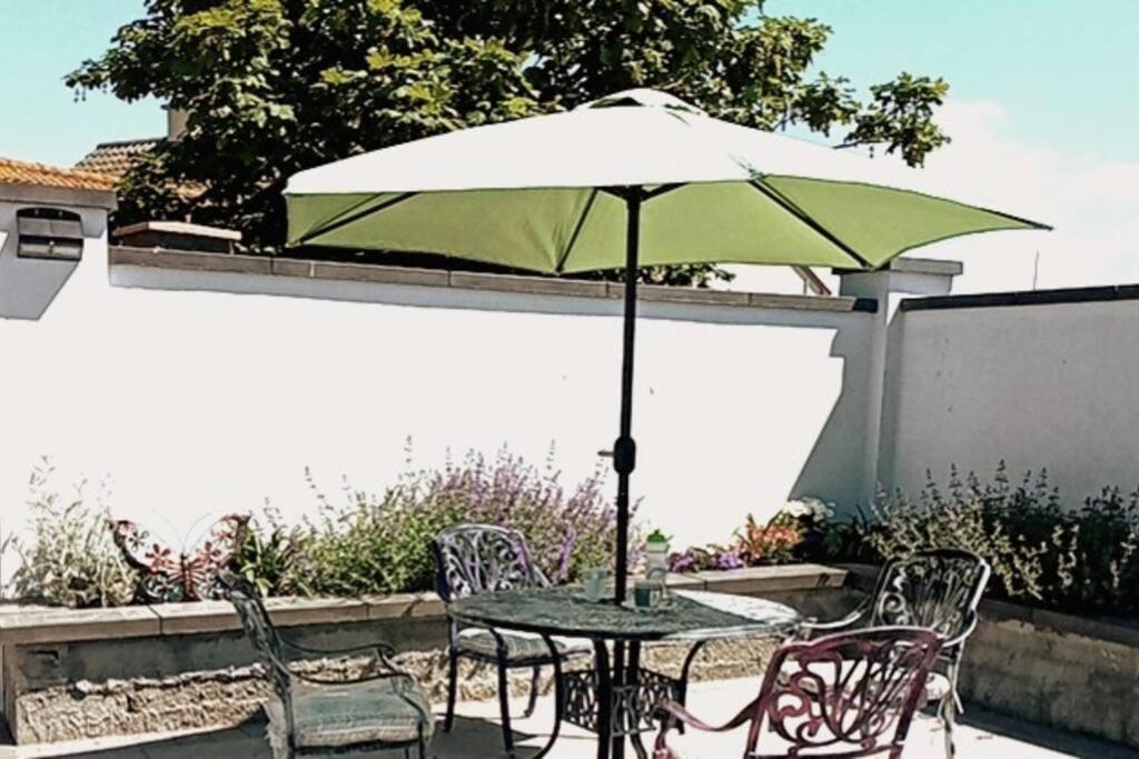 Luxury Holiday Rental With Sea Views On The Wild Atlantic Way 트롤리 외부 사진