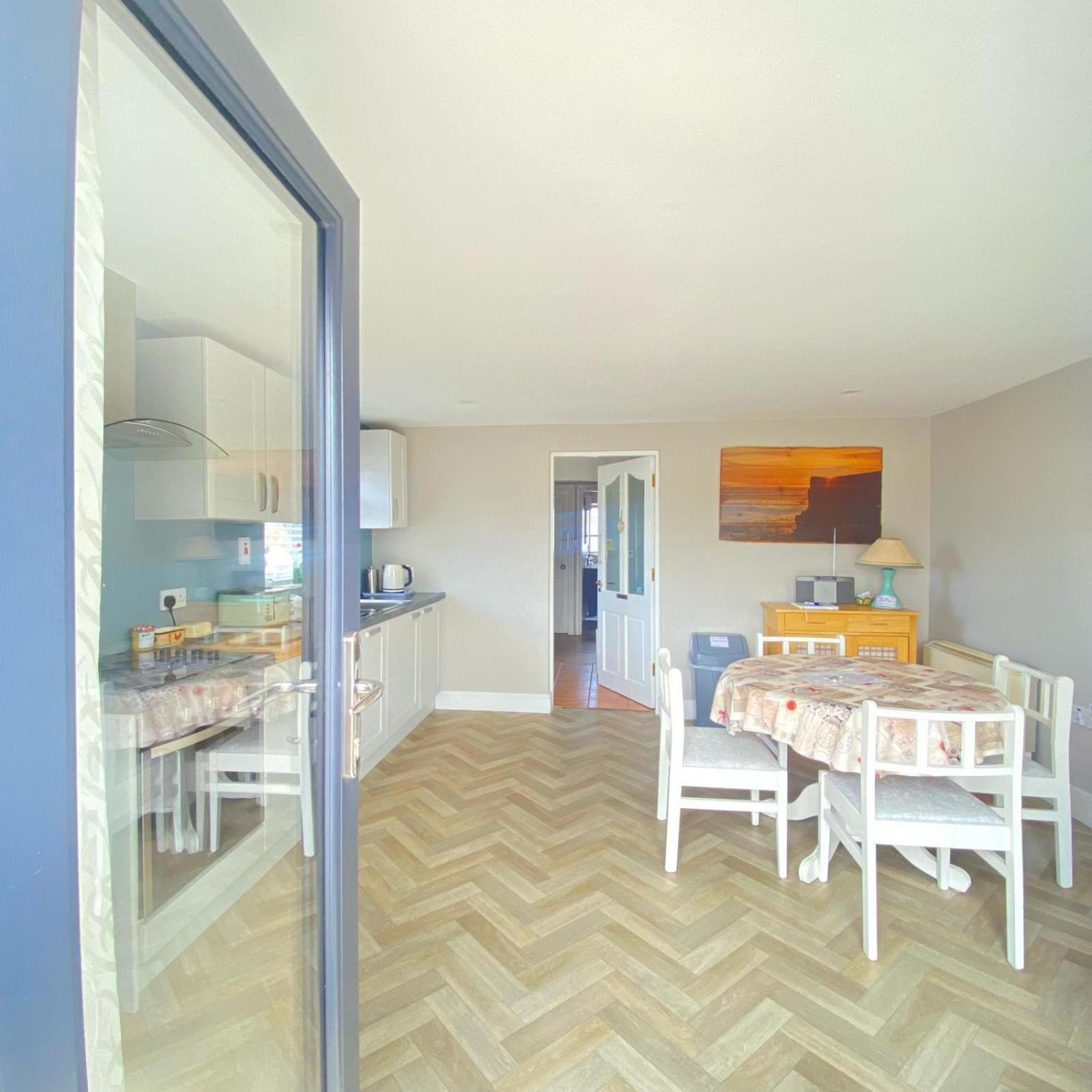 Luxury Holiday Rental With Sea Views On The Wild Atlantic Way 트롤리 외부 사진